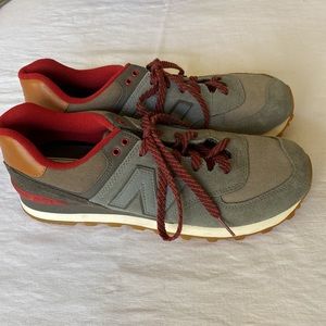 New Balance 574NEB Classic Running Shoe, Size 10.